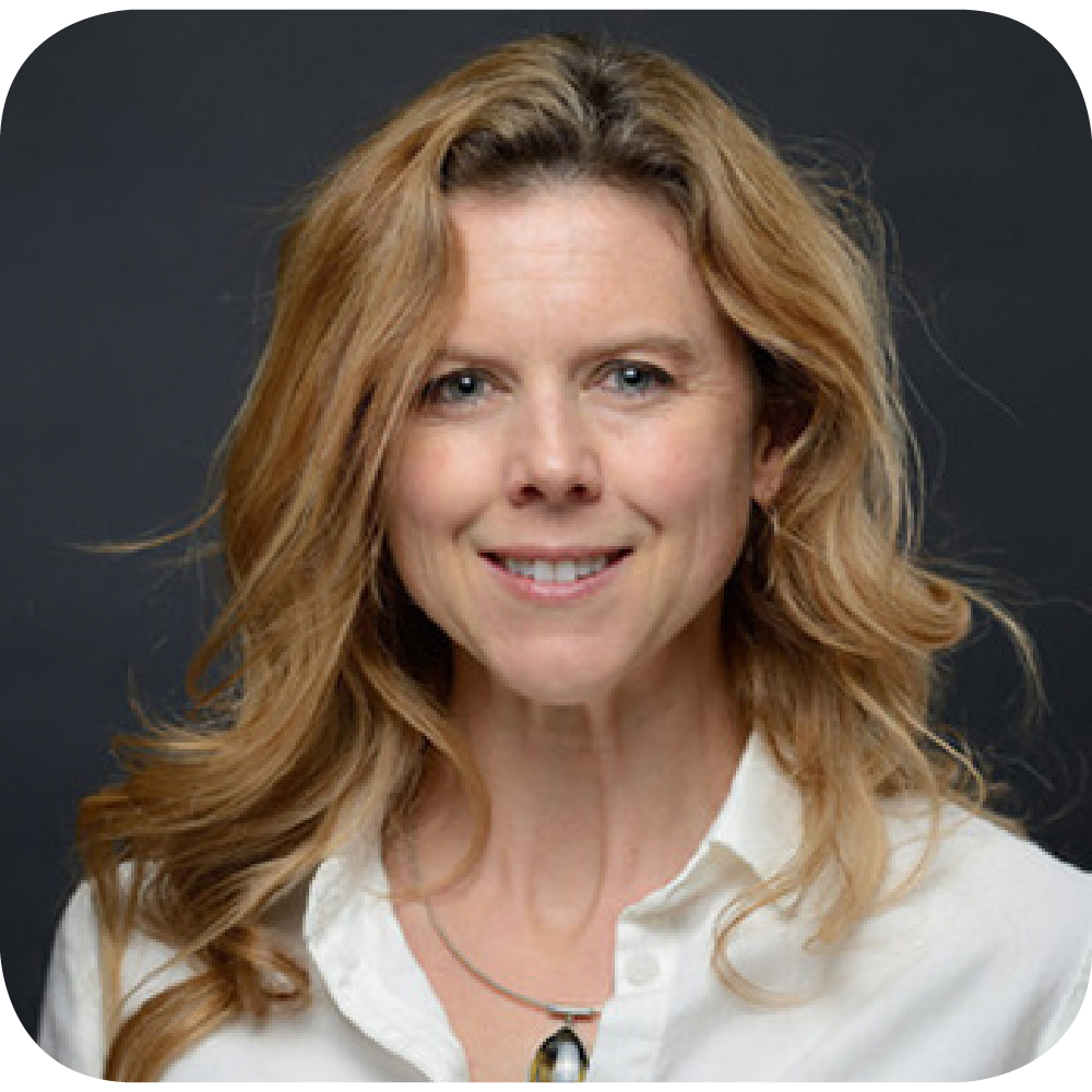 Headshot of Amanda Hall