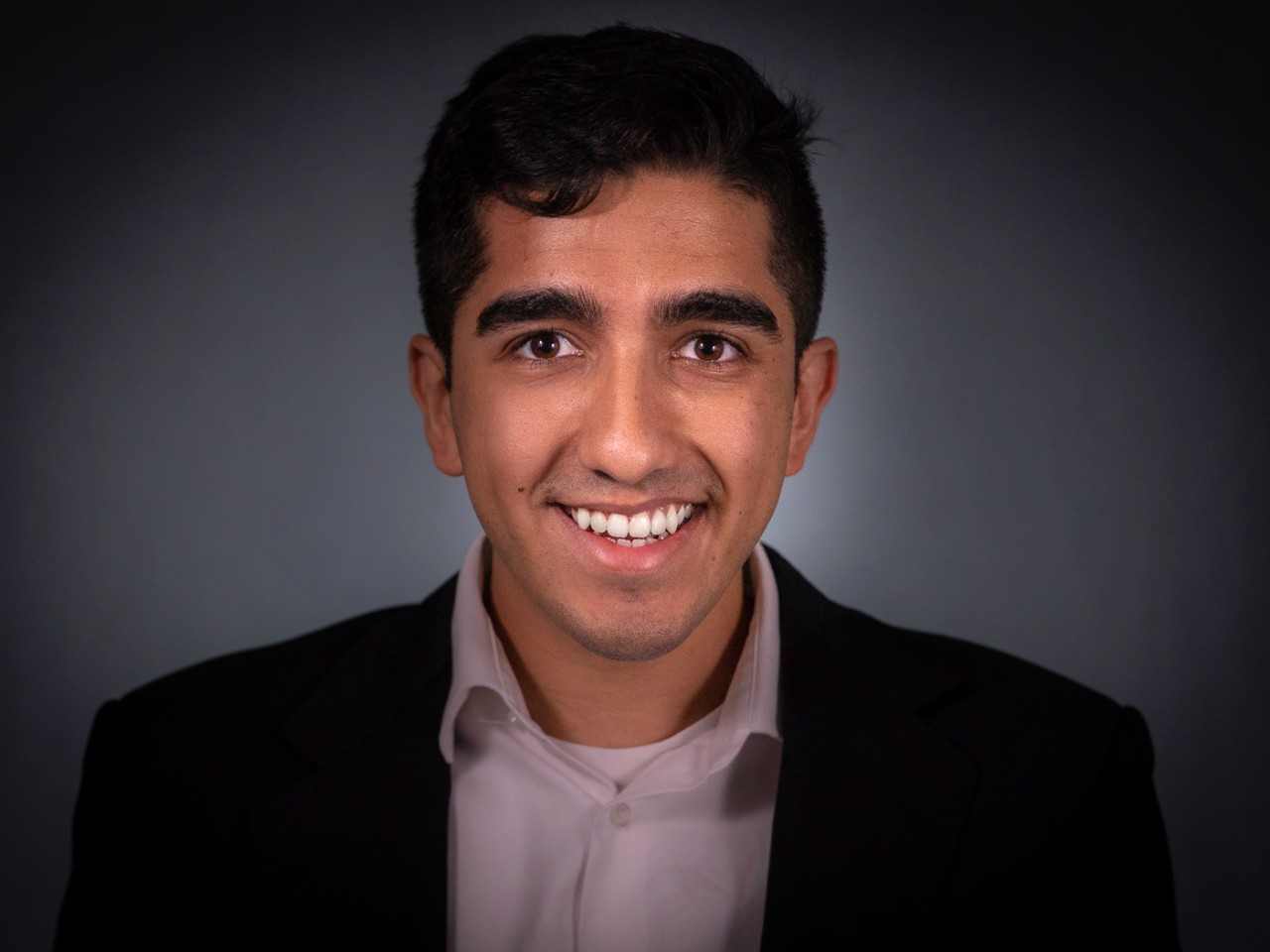 Headshot of Haris Khan